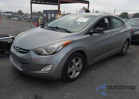 2013 Hyundai Elantra Gls/Limited из США, поврежденный, VIN KMHDH4AE4DU516111